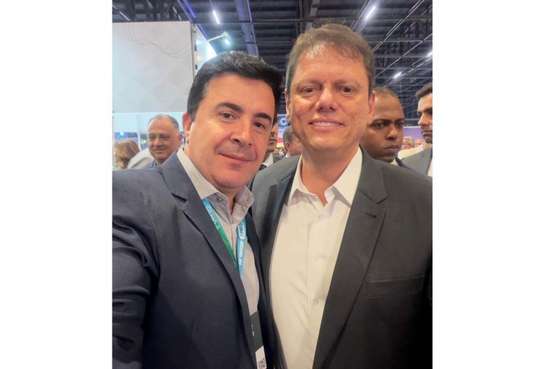 Prefeito Cristiano Amorim intensifica agenda em São Paulo e  garante avanços estratégicos para o desenvolvimento de Timburi