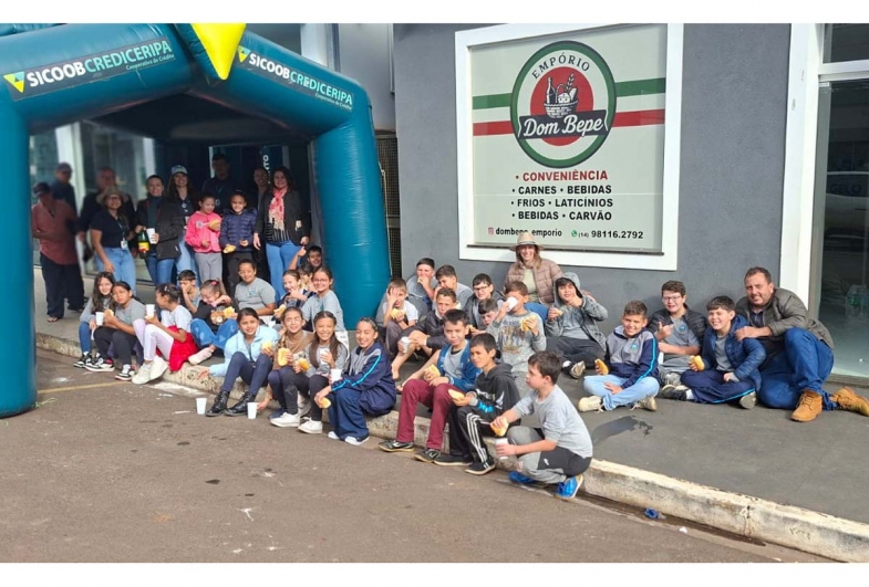 Taguaí recebe doação de mudas e inicia ação de arborização com participação de alunos