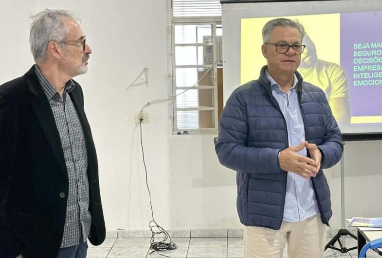 Prefeitura de Sarutaiá investe no desenvolvimento  pessoal e profissional de seus servidores