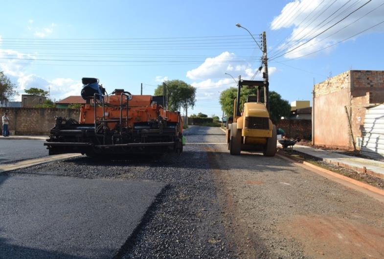 Prefeitura conclui mais uma etapa na pavimentação do Terras de São José