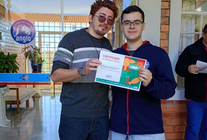 Pedro Henrique de Oliveira Rocha;  3° colegial