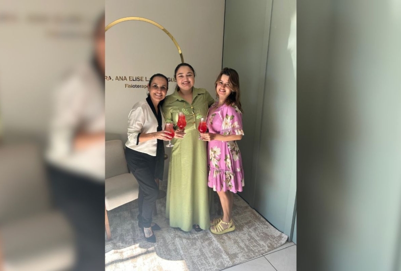 Mariana, Ana Elise e Paty