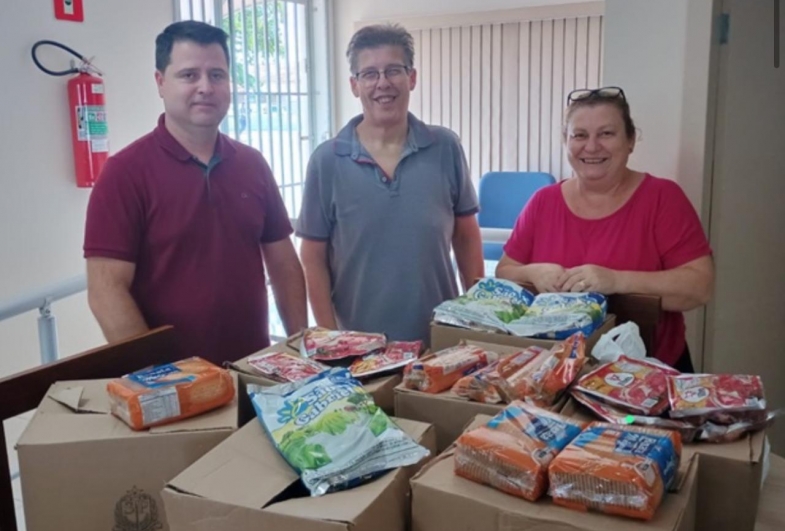 Fundo Social de Taguaí realiza doações de alimentos para entidades