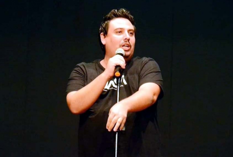 Taquarituba recebe o stand up ‘O Brasileiro tem que ser estudado’ 