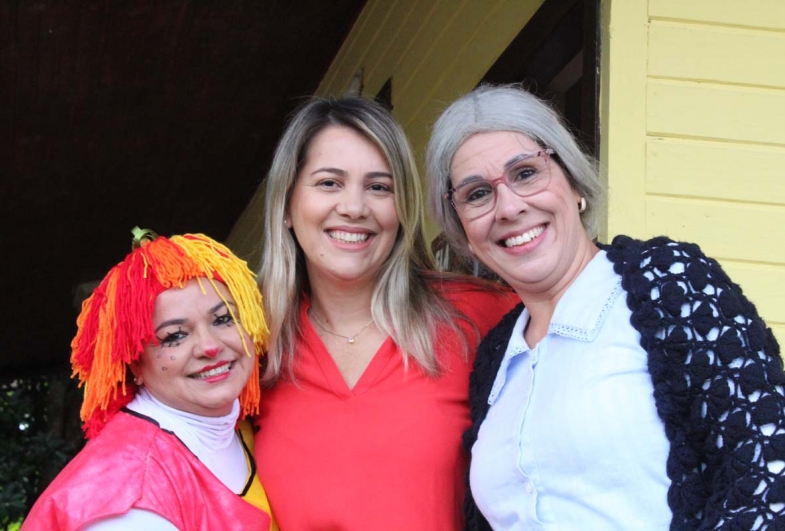 Emília, primeira-dama Erika e Dona Benta