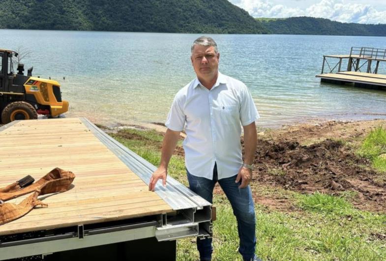 Timburi recebe obra de estrutura náutica no Camping do Redondo