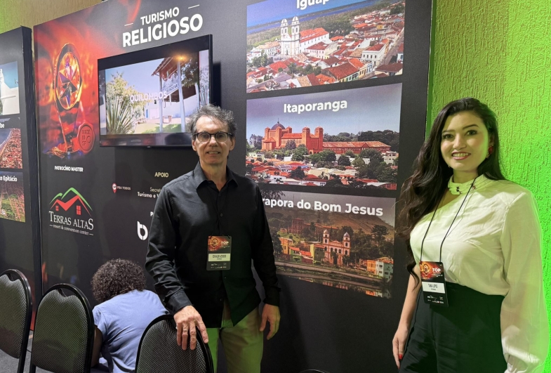 Edivaldo de Azevedo, presidente do Comtur  de Itaporanga, e sua esposa Tânia