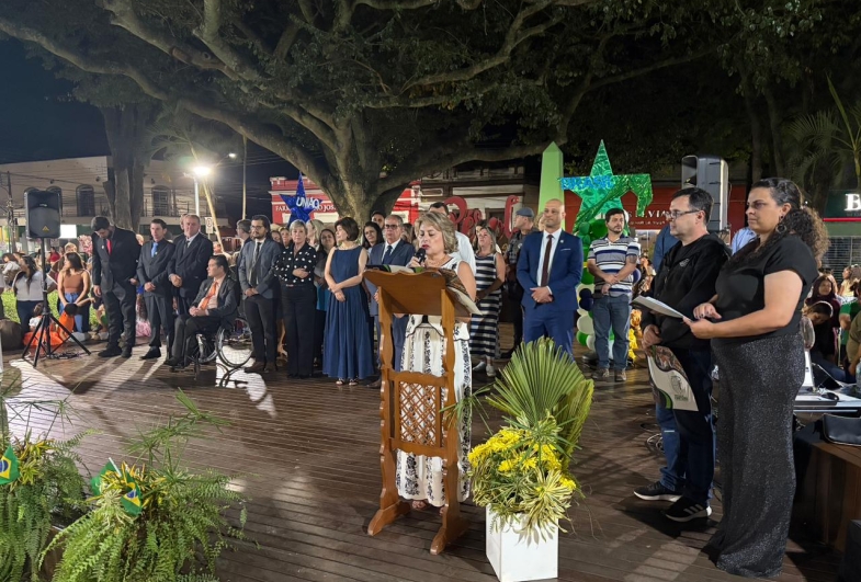 Secretária de Educação, Margareth Mellão