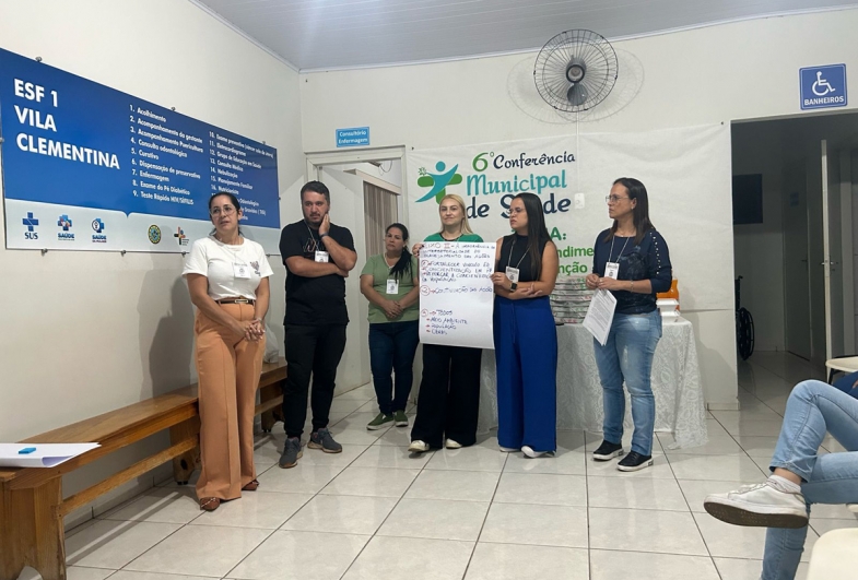 Grupos formados por servidores públicos que apresentaram as propostas na conferência