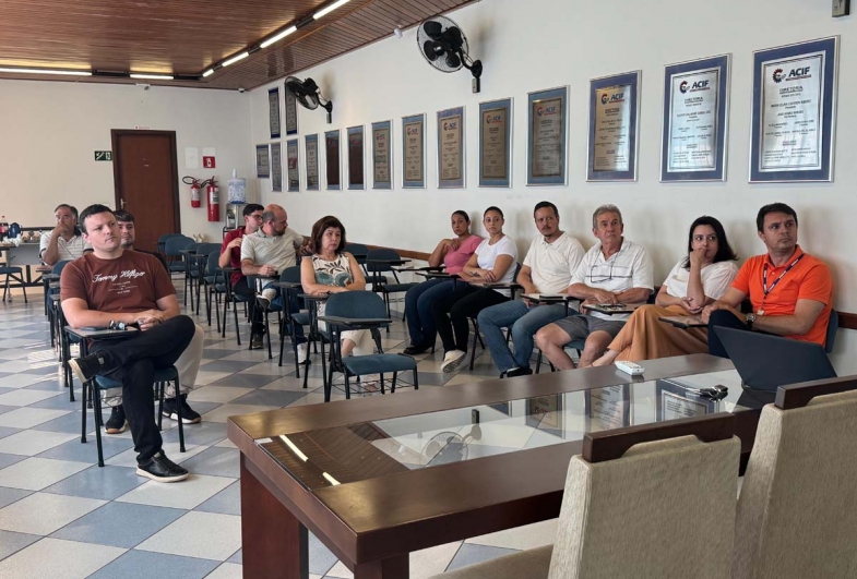 Reunião reuniu empresários da gastronomia para apresentação de propostas de desenvolvimento do setor