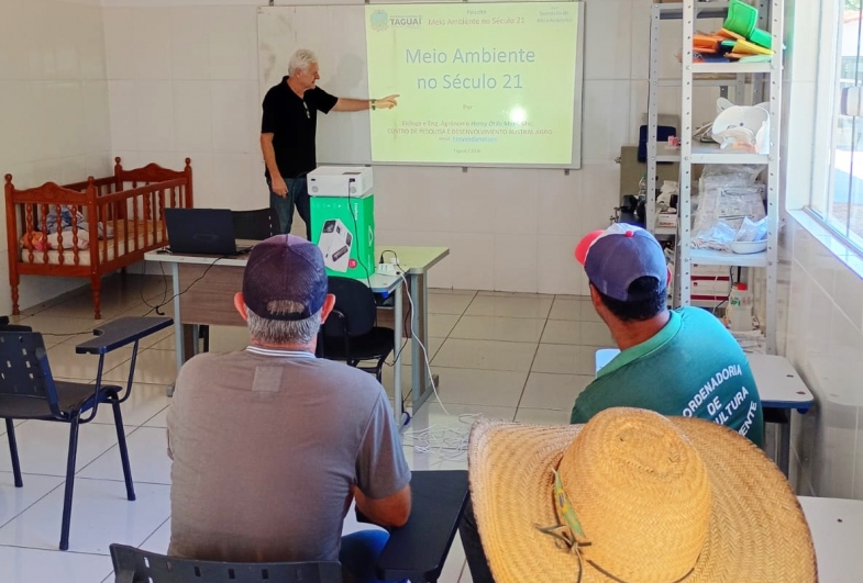 Capacitação foi ministrada pelo professor Heroy Mehl