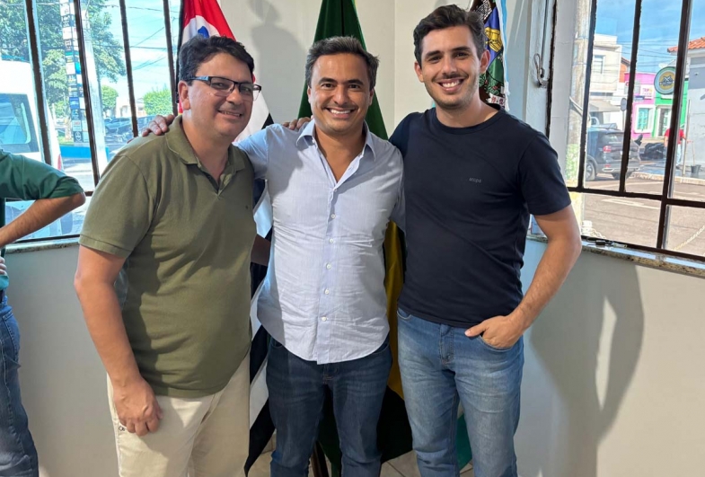 Vereador Carlos Rodolfo, deputado federal Mauricio Neves e Paulo Gobbo