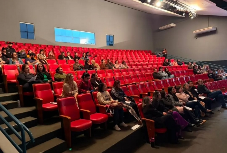Taquarituba promove workshop sobre Inteligência Emocional para profissionais da Educação