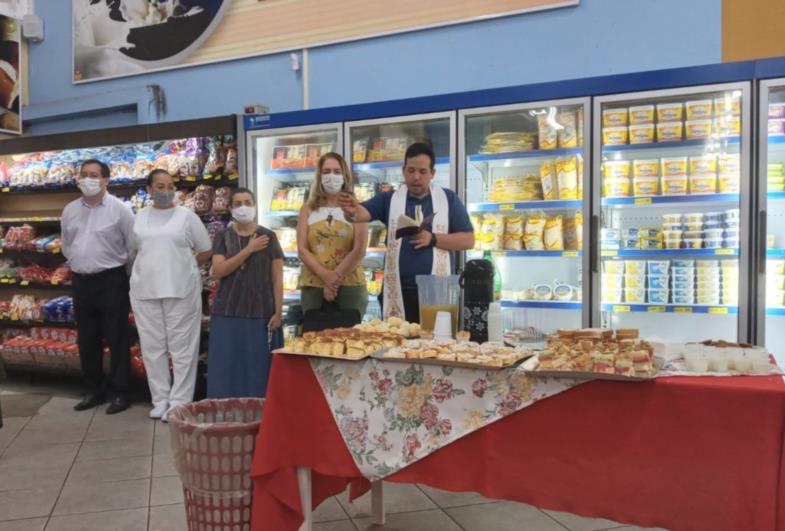 Supermercado São Francisco faz homenagem no Dia da Mulher