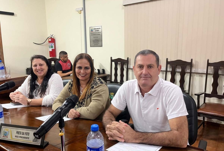 Vereadoras Leila Naldi, Preta e  vereador Rivael Leme dos Santos