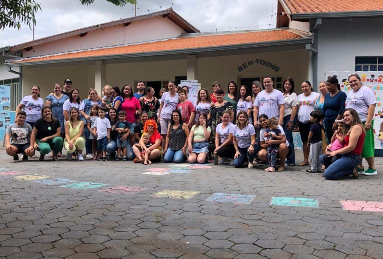 Dia da Família na Escola estreita laços e é sucesso