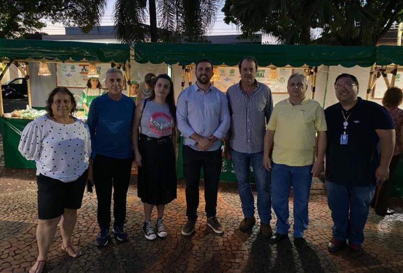 Feira do Produtor é inaugurada na Praça da Matriz em Fartura 