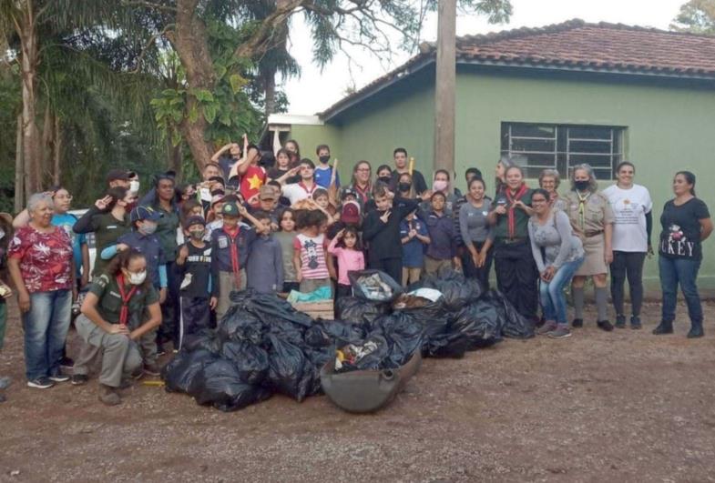 Mutirão de Limpeza preserva ribeirão e dá exemplo de conscientização em Fartura