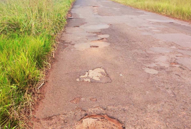 Todos os bairros da zona urbana e rural de Avaré estavam com buracos e falta de manutenção