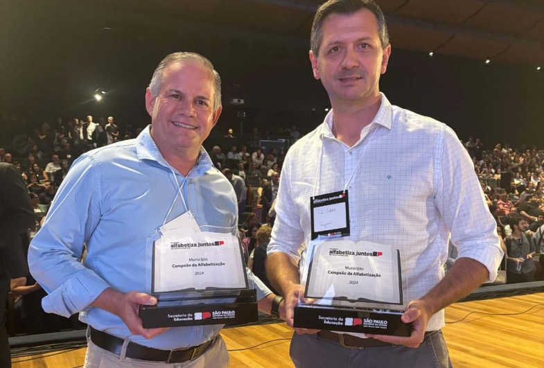Taguaí é premiado entre os 100 melhores municípios na alfabetização infantil com os melhores índices de fluência leitora