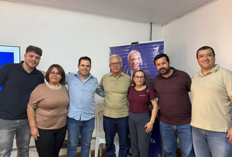 Lucas Izzo, Diana Rodrigues, prefeito Diego do Nino, deputado estadual Edson Giriboni,  Edina Tonon (presidente da Câmara), Clebson Trombini e Antônio Izzo