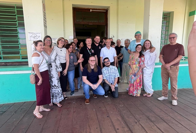 Santa Casa de Fartura presta homenagem aos 40 anos de dedicação da Dra. Vânia Venancio à medicina