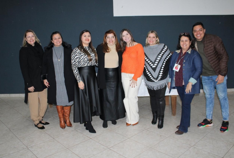 Taguaí promove palestra sobre autismo e fortalece rede de apoio