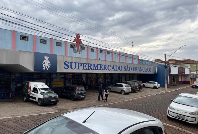 Supermercado São Francisco realiza sorteio de scooter zerinho com compra de refresco Trink