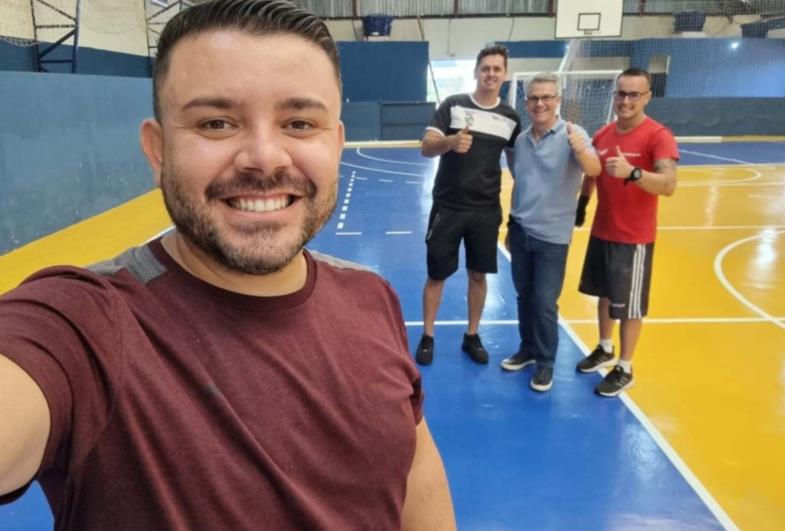 Projeto Escolinha Esportiva movimenta cidade de Sarutaiá 