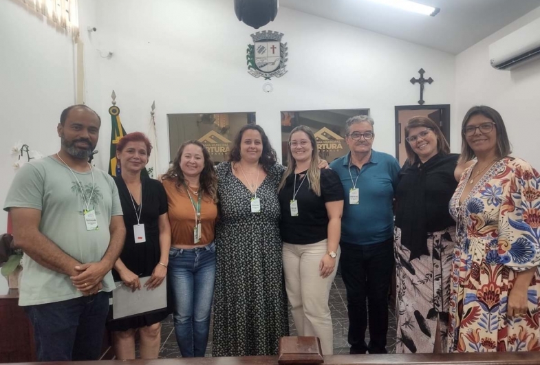 Fernando, Isabel, Ana Paula, Amanda, Júlia, Haroldo, Daniela, Regiane