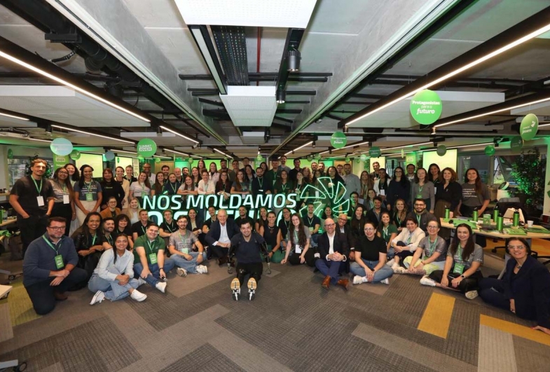 Sicredi promove Summits Jovem e Mulher 2026 e reforça protagonismo de novas lideranças no cooperativismo