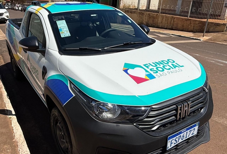 A nova caminhonete será usada pelo fundo social  do município