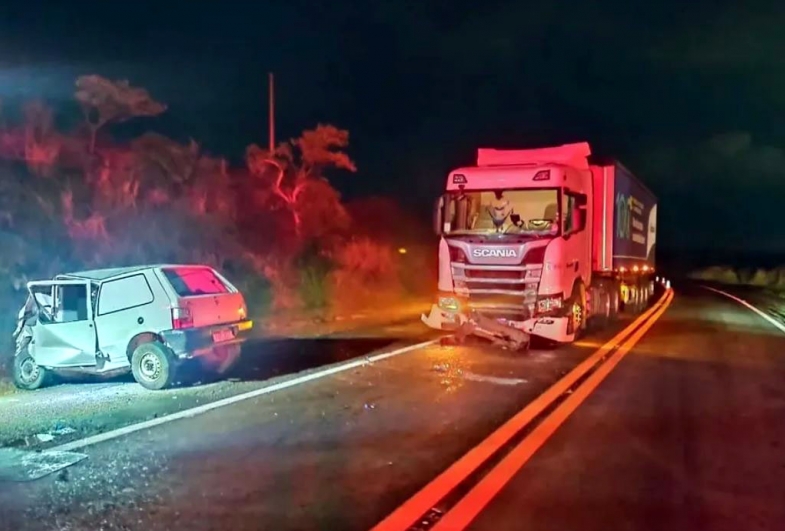 Motorista morre após acidente com caminhão em rodovia de Botucatu