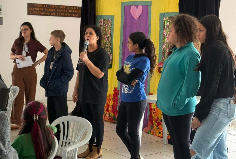 Alunos foram ouvidos durante a conferência