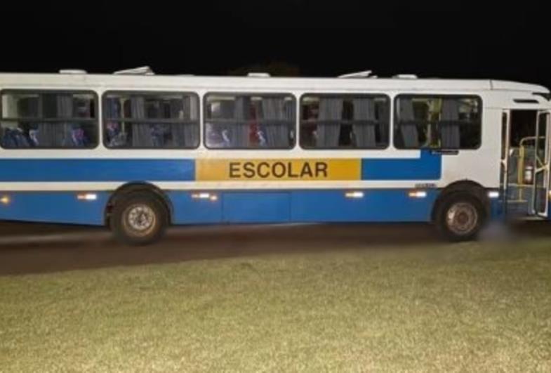 Adolescente morre atropelada por ônibus em rodovia