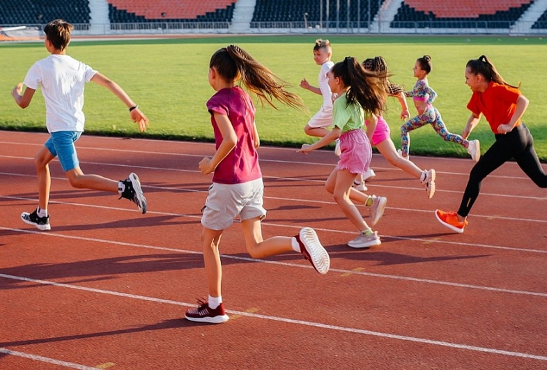 Aulas de atletismo estão com inscrições abertas para jovens de 7 a 17 anos