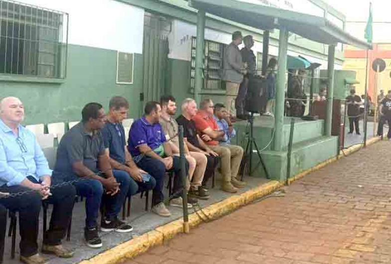 Autoridades que estiveram presentes