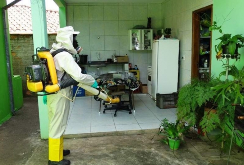 Escolas e Garagem Municipal de Avaré recebem nebulização como reforço contra o avanço da dengue