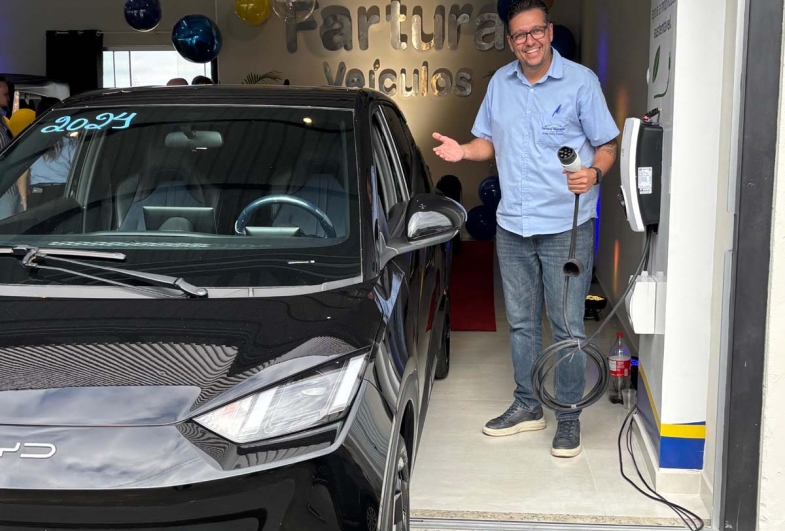 A Fartura Veículos agora conta com um ponto de carregamento para veículos elétricos