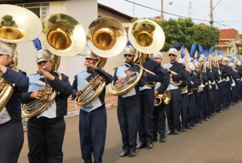 PROJETO “MÚSICA E CIDADANIA” SE APRESENTA EM IPAUSSU NO FESTIVAL DE BANDAS E FANFARRAS