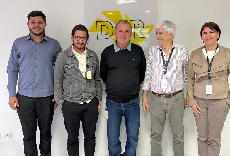 Vereadores comparecem à sede do DER com demandas para Fartura