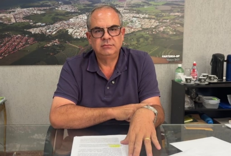 Prefeito de Fartura Marcão do Haras esclarece em live denúncia sobre licitação 