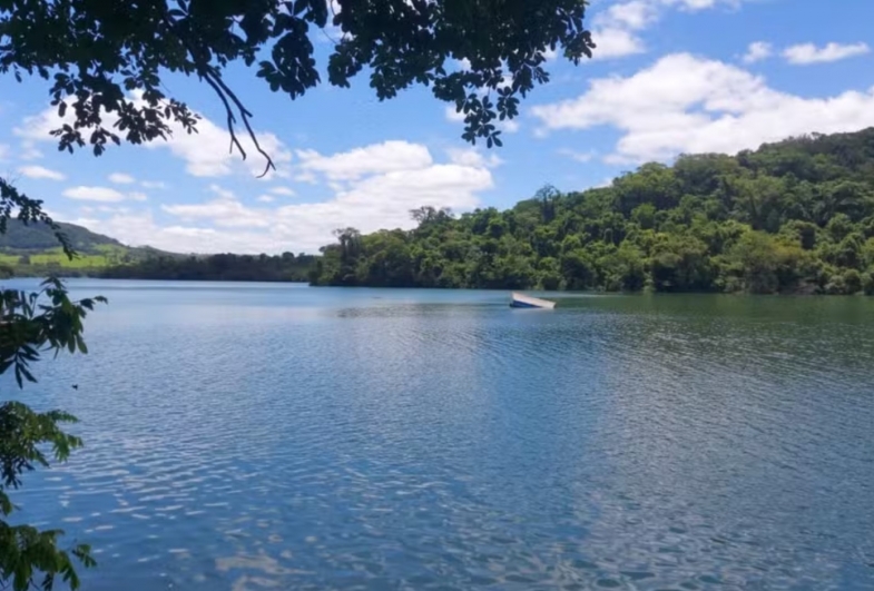 Duas pessoas morrem afogadas no rio Paranapanema em Chavantes