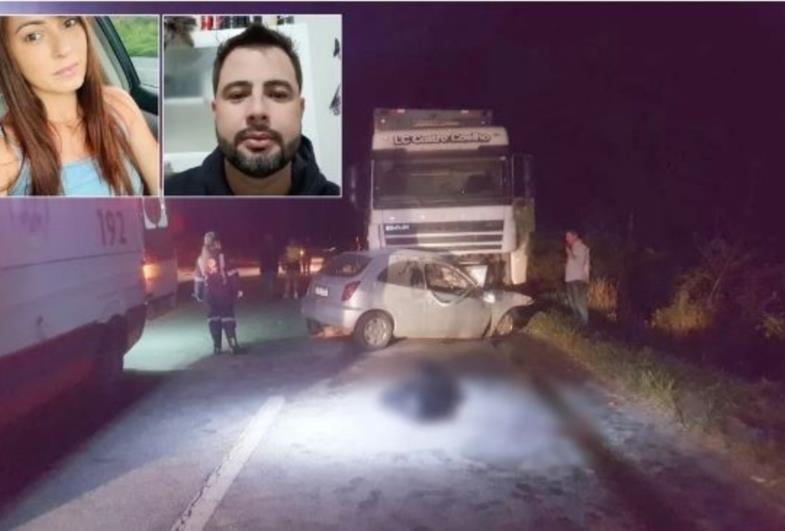 Casal morre após carro invadir pista contrária, atingir caminhão e pegar fogo