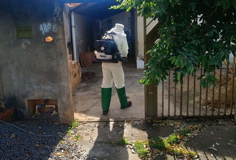 O produto tem baixa toxicidade para humanos o que torna seu uso seguro no enfrentamento à epidemia