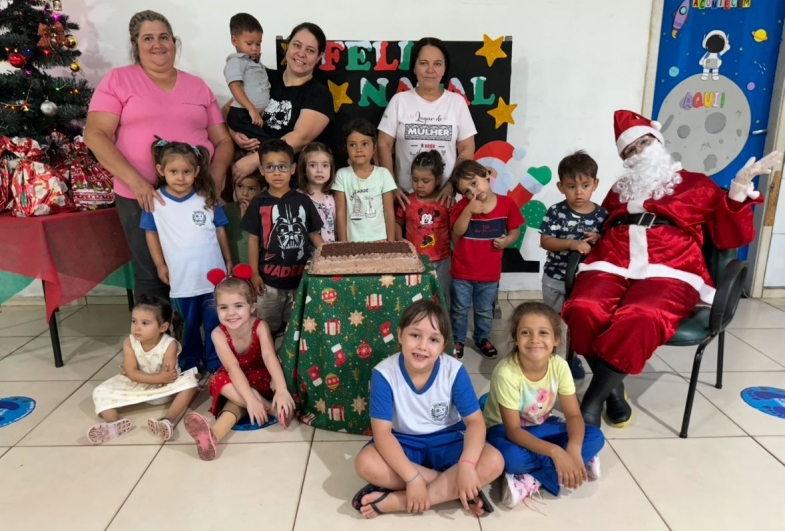 Comemorações dos aniversariantes movimentam as escolas de Educação Infantil na cidade de Fartura 