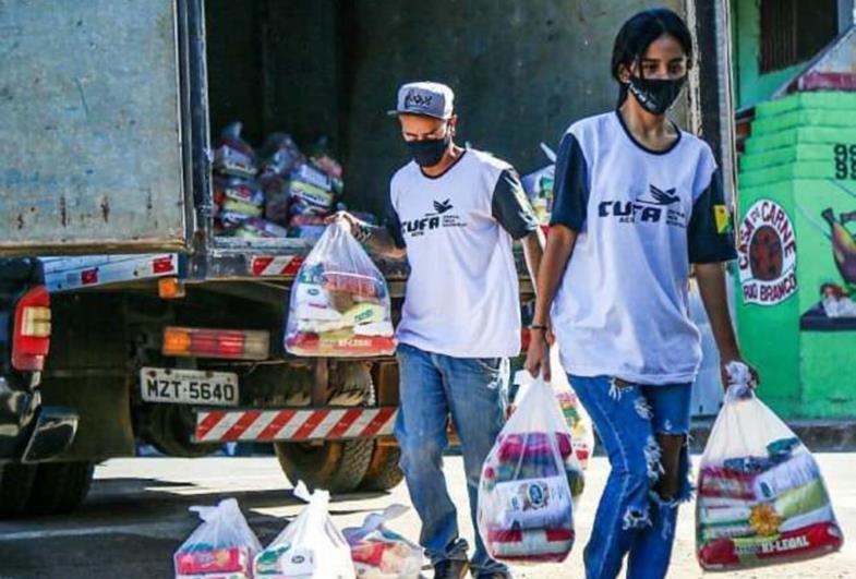 CCR SPVias realiza doação de cestas básicas para a Central Única das Favelas