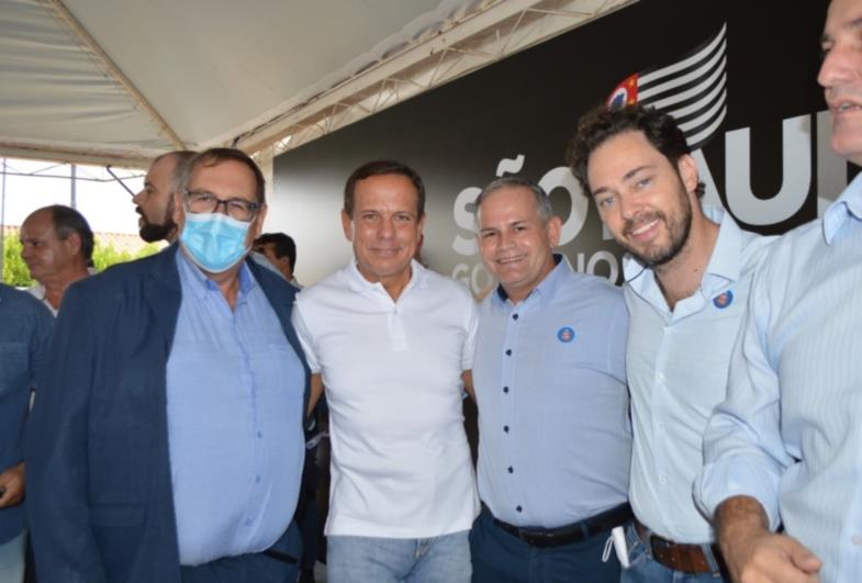 Prefeitos da região participam da inauguração do AME Avaré