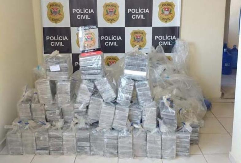 Polícia Civil de Avaré incinera mais de meia tonelada de drogas 