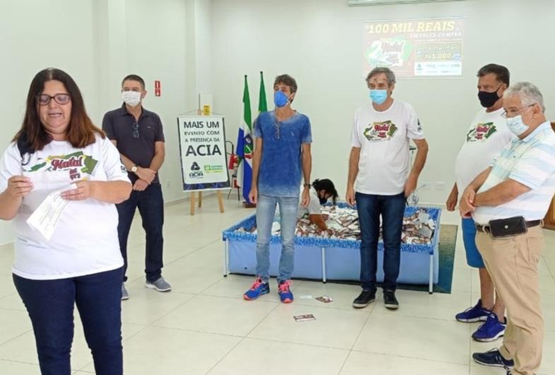 Campanha da Acia é sucesso e injeta R$ 100 mil no comércio de Avaré